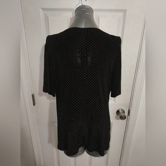 Ronni Nicole Black and White Oversized Polka Dot Blouse - Picture 4 of 5